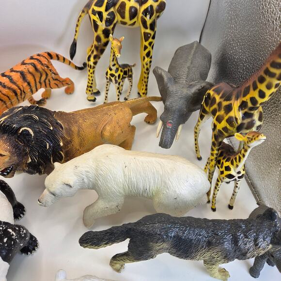 Vintage Animal Figurines Lot – Bullyland Germany & Mixed Plastic Safari Zoo Toys - Picture 5 of 14